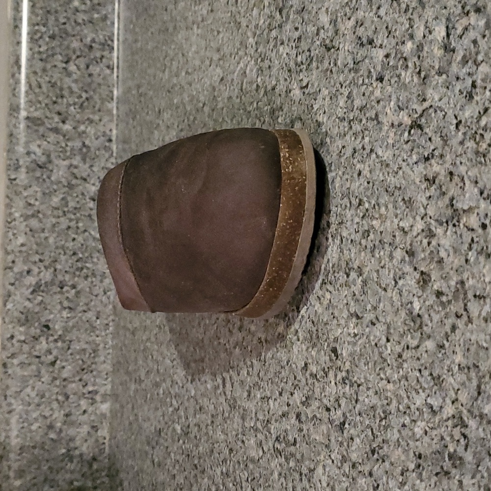 LL bean RIGHT slipper - Picture 4 of 6